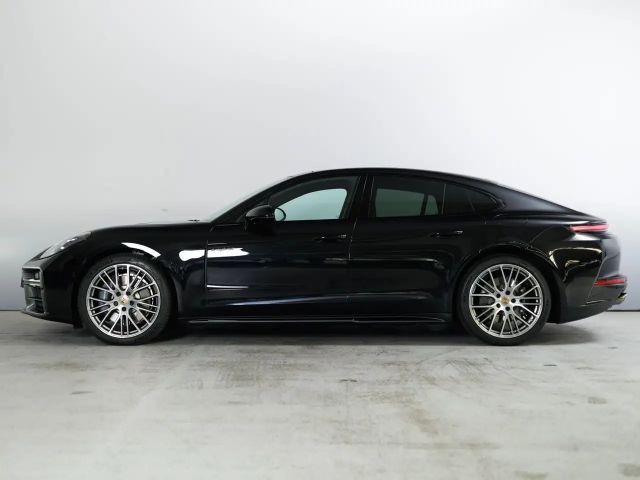 Porsche Panamera 4 E-Hybrid