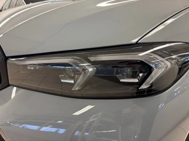 BMW 330 330e Touring xDrive