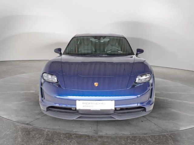 Porsche Taycan Plus