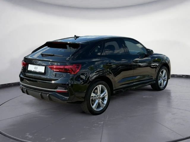 Audi Q3 35 TFSI S-Line