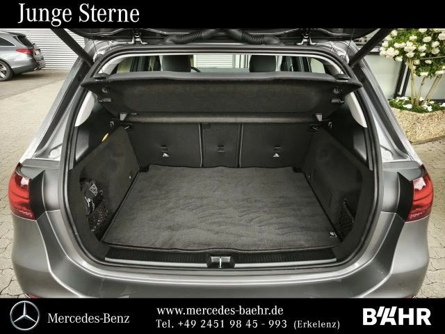 Mercedes-Benz B 180 Progressive Sedan