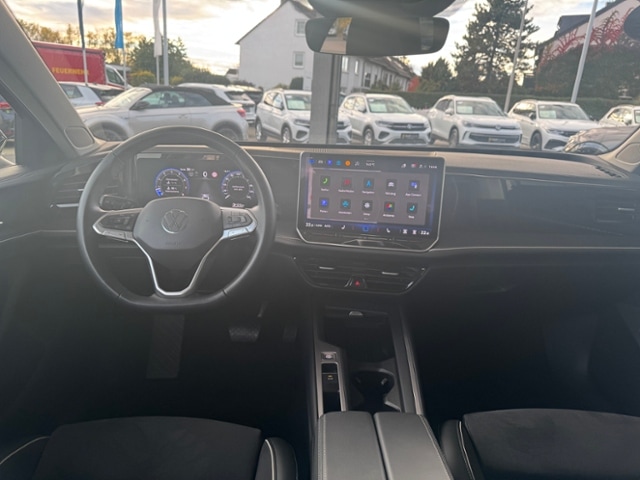 Volkswagen Passat 1.5 eTSI DSG IQ.Drive Variant