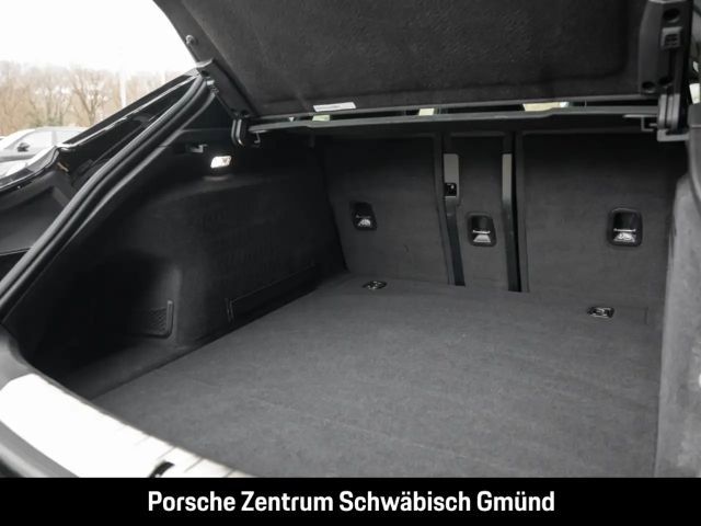 Porsche Taycan GTS Sport Turismo