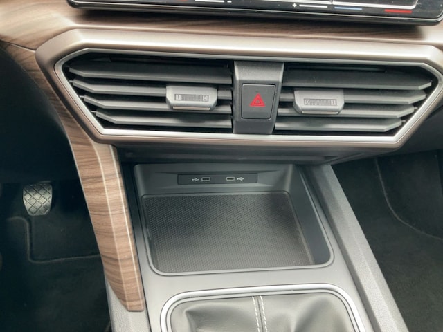 Seat Leon 1.5 TSI Sportstourer Xcellence