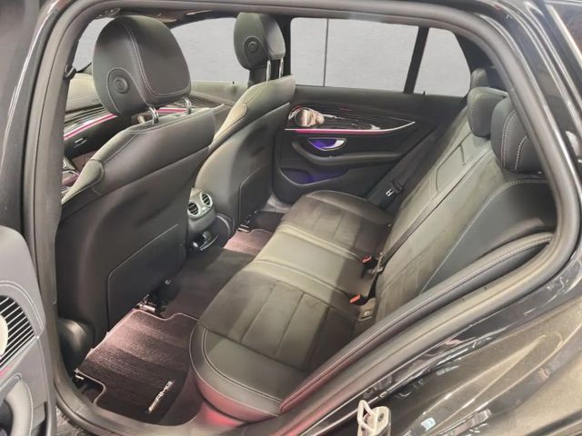 Mercedes-Benz E 300 E 300 e