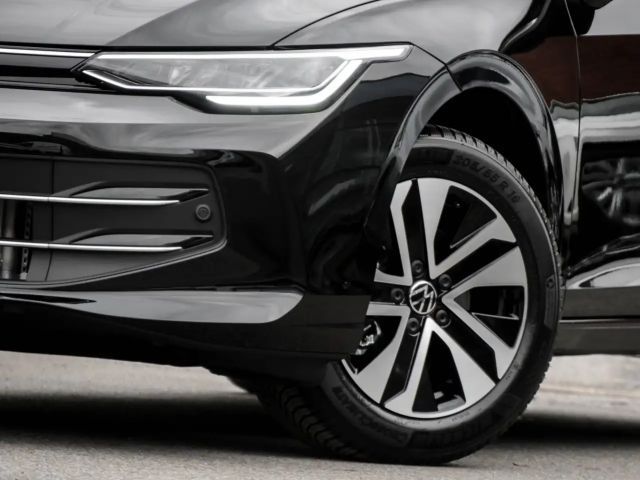 Volkswagen Golf 1.5 TSI Golf VIII