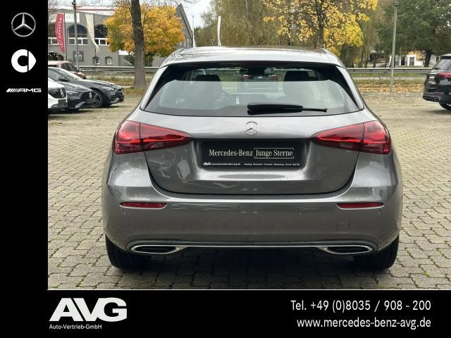 Mercedes-Benz A 200 Progressive