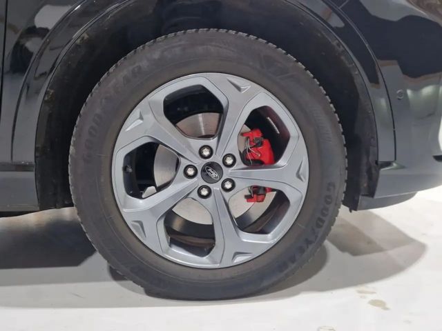 Ford Kuga Plug in Hybrid ST Line X