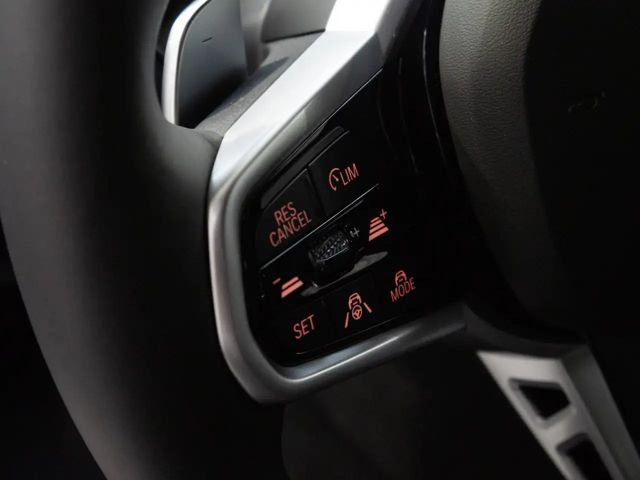 BMW 330 330e M-Sport Touring xDrive