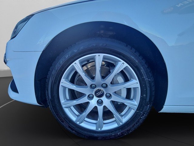 Audi A4 40 TFSI Avant S-Tronic