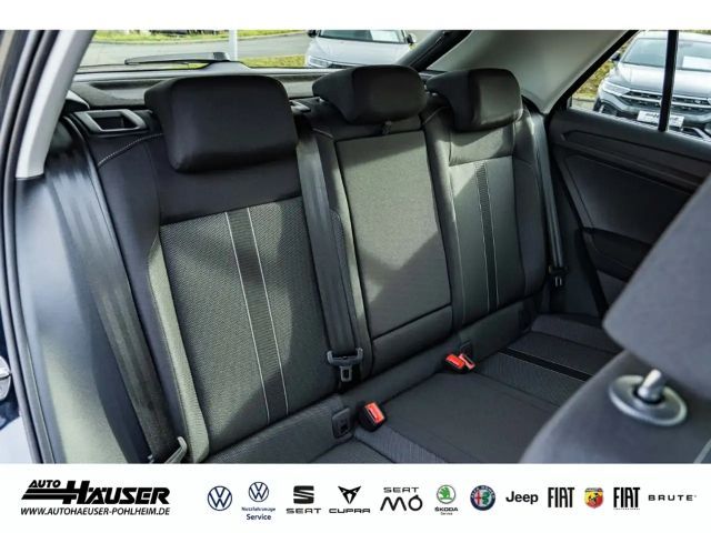 Volkswagen T-Roc 1.5 TSI DSG Life