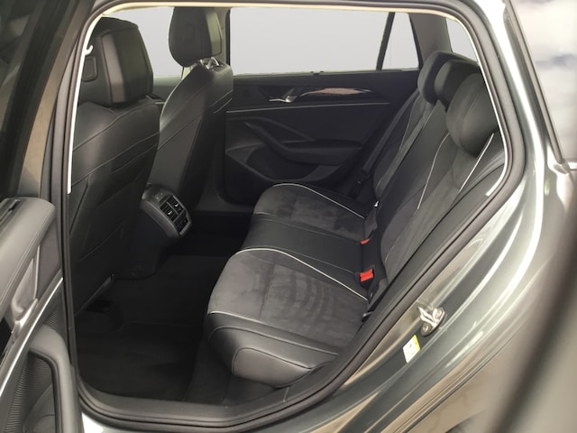 Volkswagen Passat 2.0 TDI DSG Elegance Elegance