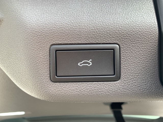 Volkswagen Multivan 2.0 TDI DSG T7