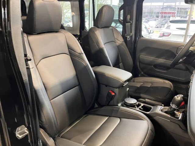 Jeep Wrangler 4x4 Sahara