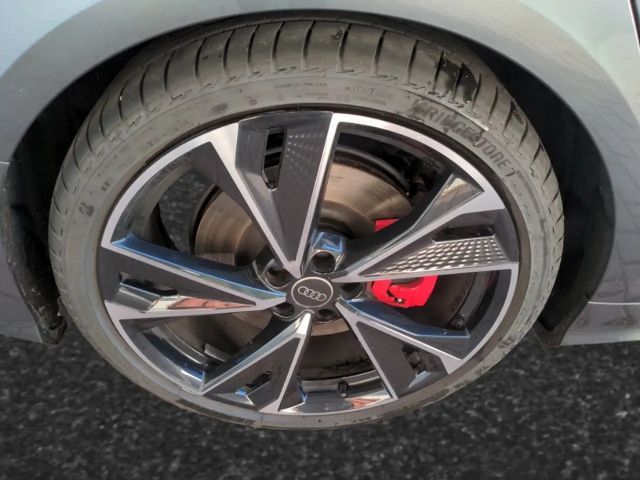 Audi S6 Avant Quattro