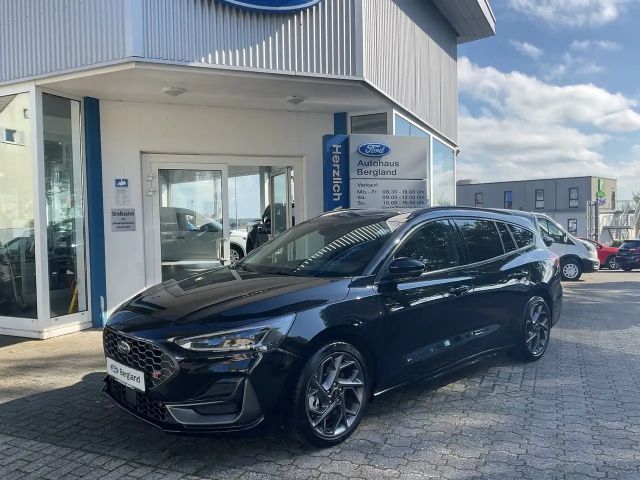 Ford Focus EcoBoost ST Line Wagon