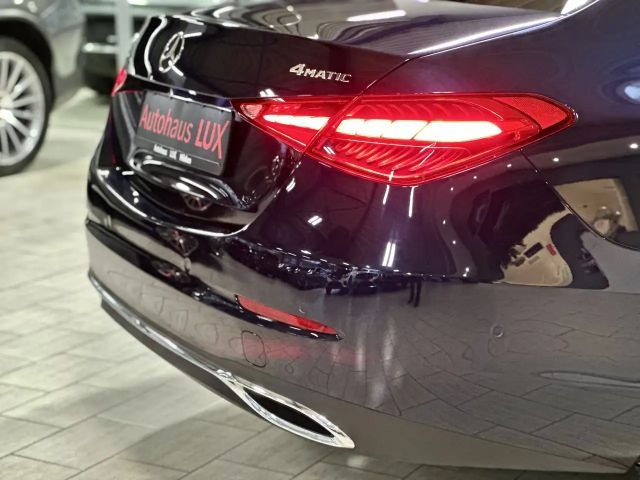 Mercedes-Benz C 200 Sedan