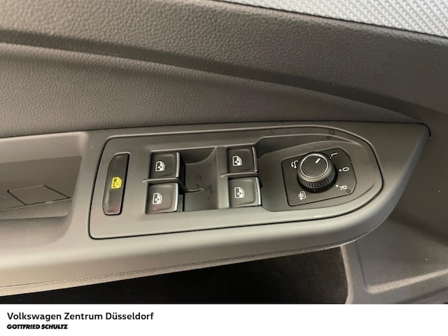 Volkswagen Golf 1.5 eTSI DSG