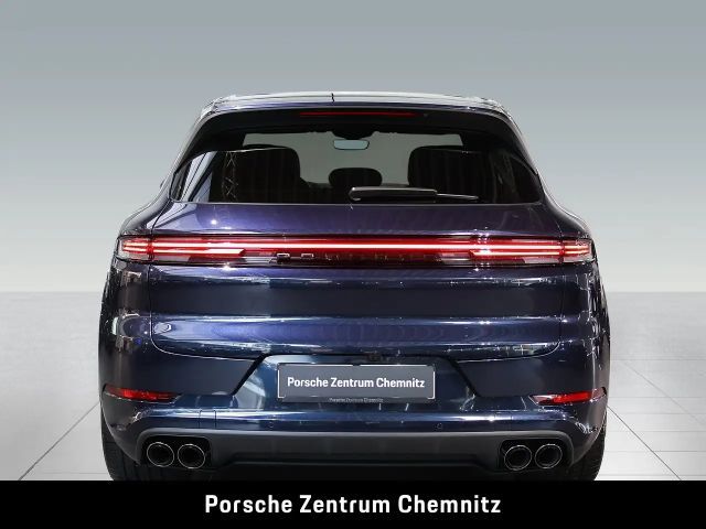 Porsche Cayenne Black Edition