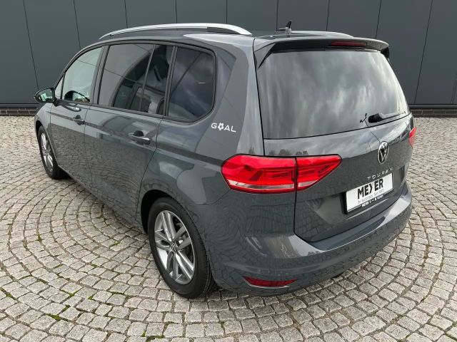 Volkswagen Touran 1.5 TSI DSG IQ.Drive