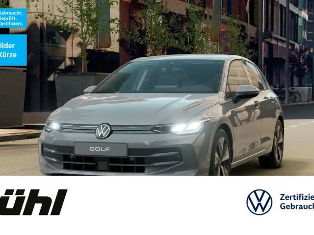 Volkswagen Golf 1.5 TSI Golf VIII Life