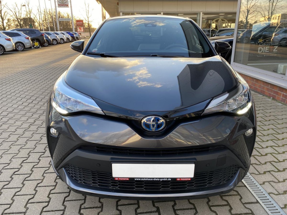 Toyota C-HR 5-deurs Bi-Tone Team D