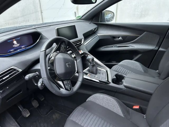 Peugeot 3008 Active Pack