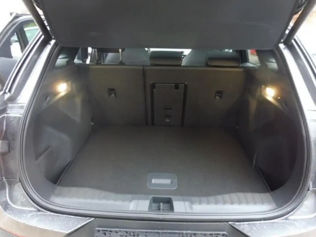 Ford Explorer Premium RWD