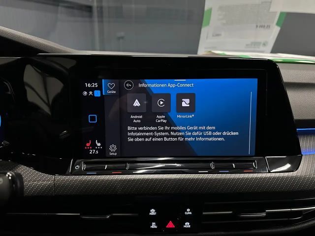 Volkswagen Golf 1.5 TSI R-Line Style