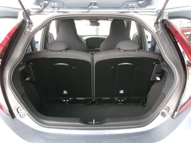 Toyota Aygo Hatchback Play VVT-i