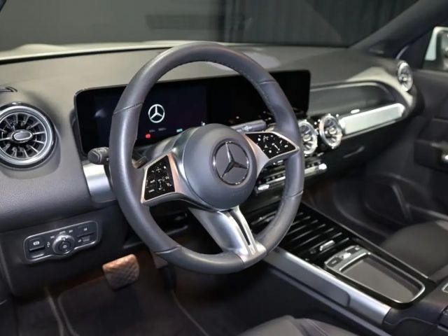 Mercedes-Benz EQB 300 4MATIC Progressive