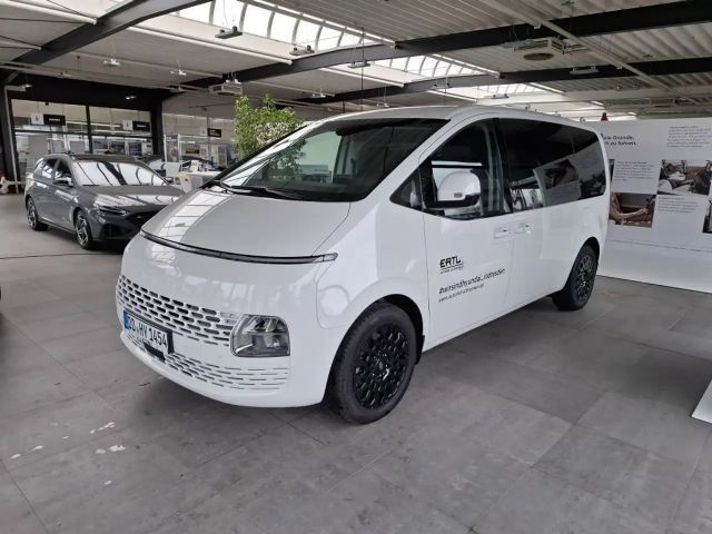 Hyundai Staria Trend