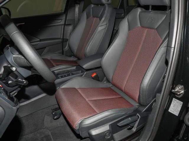 Audi Q3 35 TFSI S-Line S-Tronic