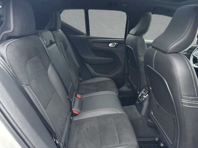 Volvo XC40 R-Design Recharge T5