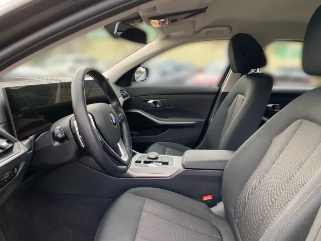 BMW 320 320i Touring