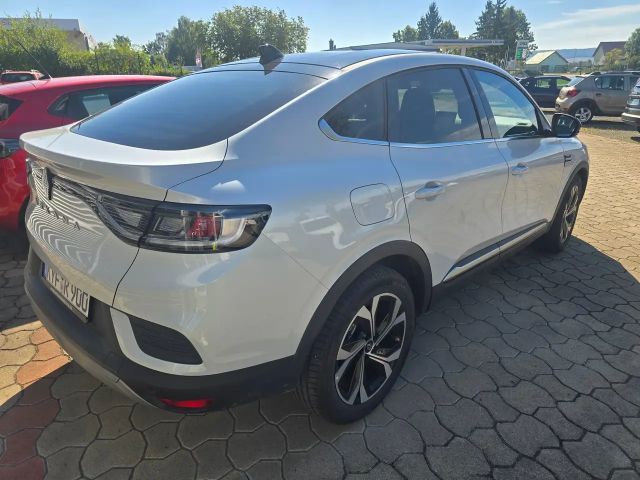 Renault Arkana Hybrid Techno