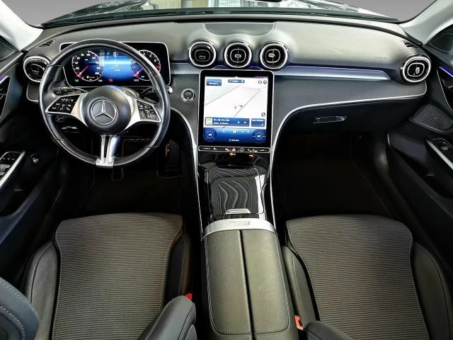 Mercedes-Benz C 180 AVANTGARDE Sedan