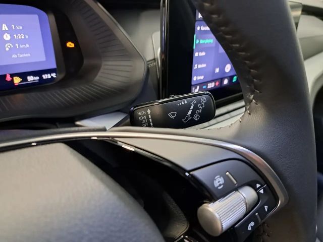 Skoda Octavia Essence TSI