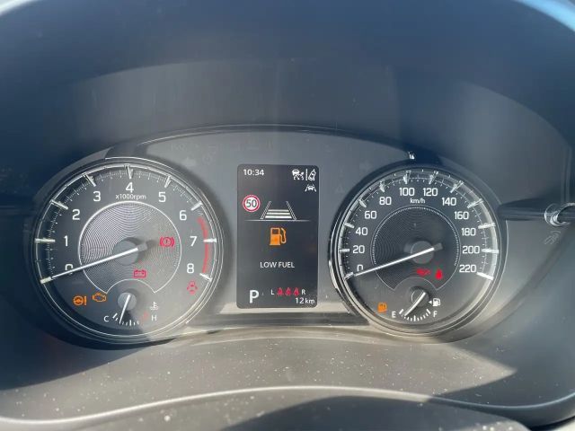 Suzuki S-Cross Hybrid