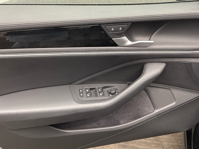 Volkswagen Passat 1.5 eTSI Business Variant