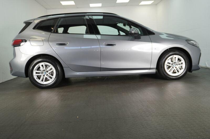BMW 220 220i Active Tourer
