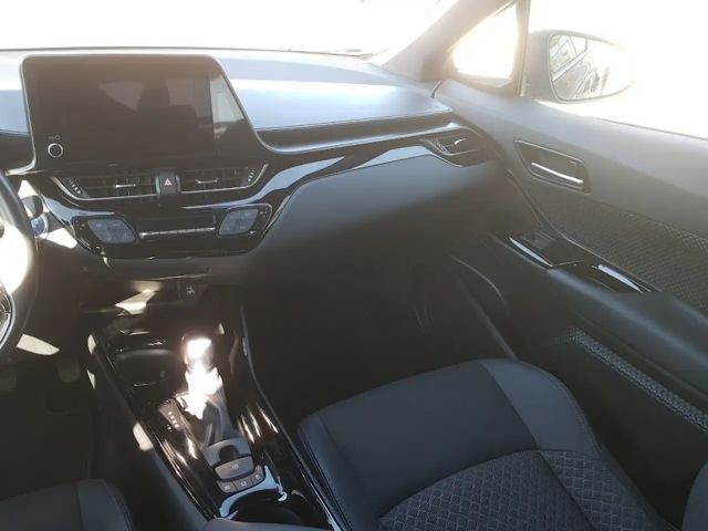 Toyota C-HR Hybride Team D