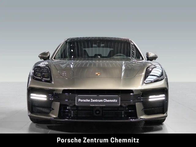 Porsche Panamera 4 E-Hybrid