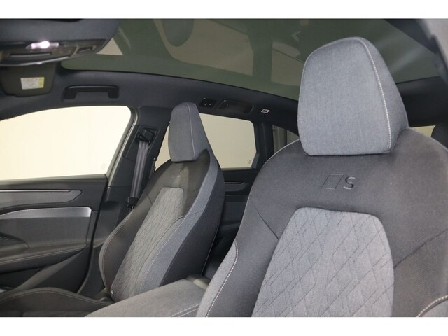 Audi A6 Avant Quattro S-Tronic