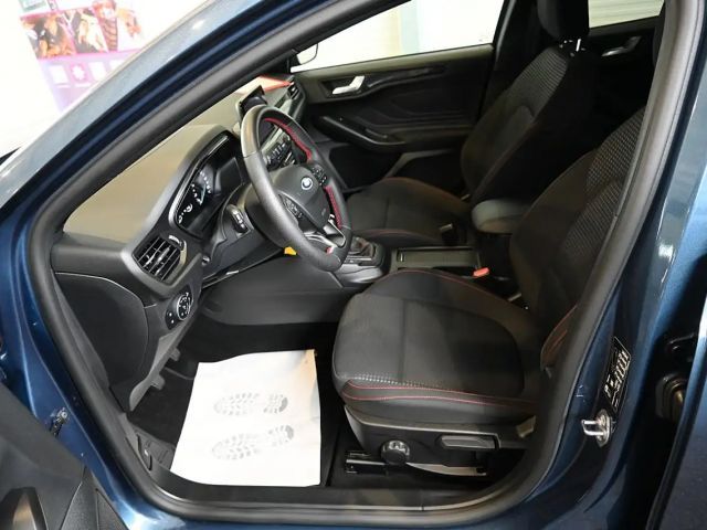 Ford Focus EcoBoost ST Line