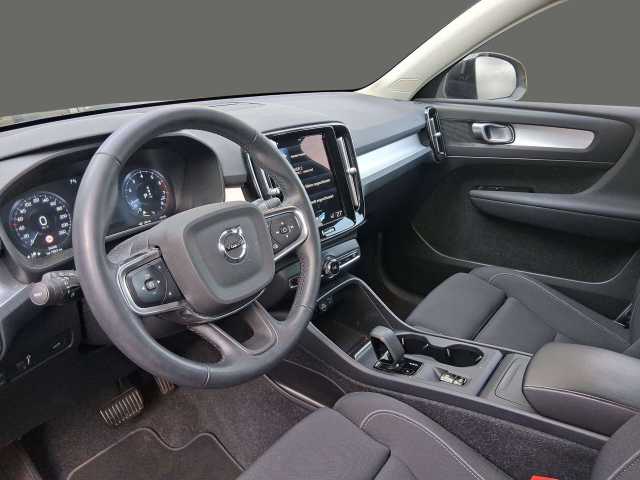 Volvo XC40 Momentum T3