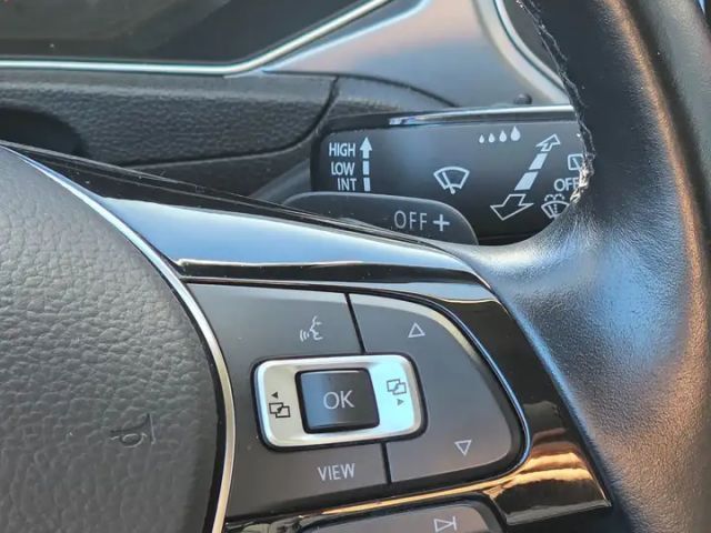 Volkswagen T-Roc Active