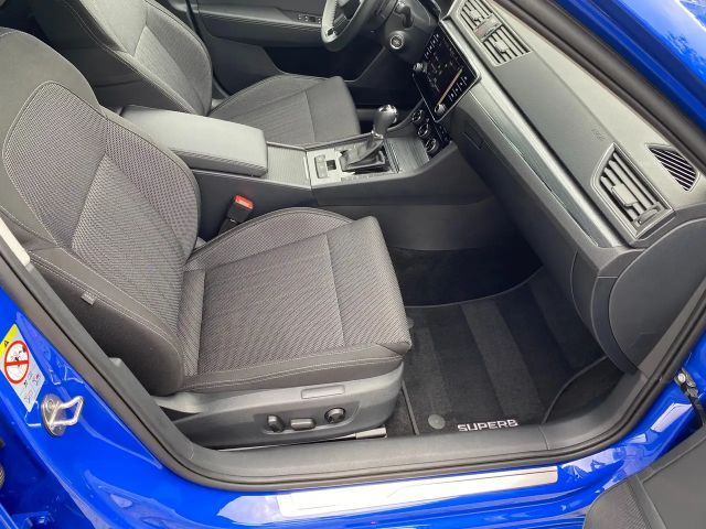 Skoda Superb 2.0 TDI Combi Style Style