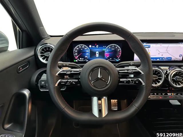 Mercedes-Benz A 200 AMG Line