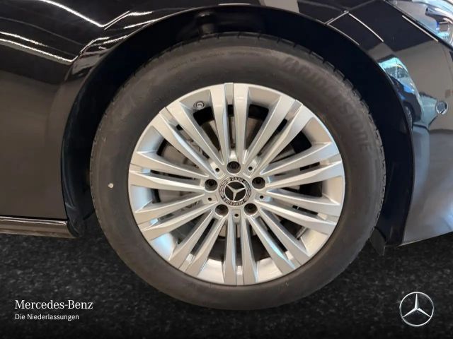 Mercedes-Benz C 200 AVANTGARDE Estate